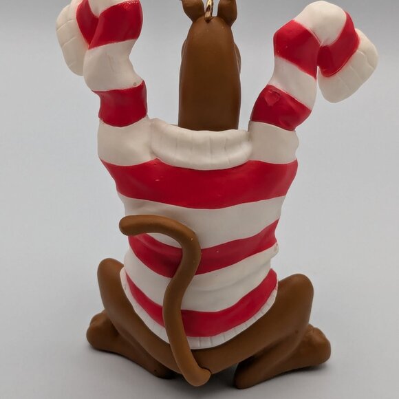 Hallmark Keepsake Scooby-Doo! An Oversize Surprise Ornament 2018 - Picture 4 of 9